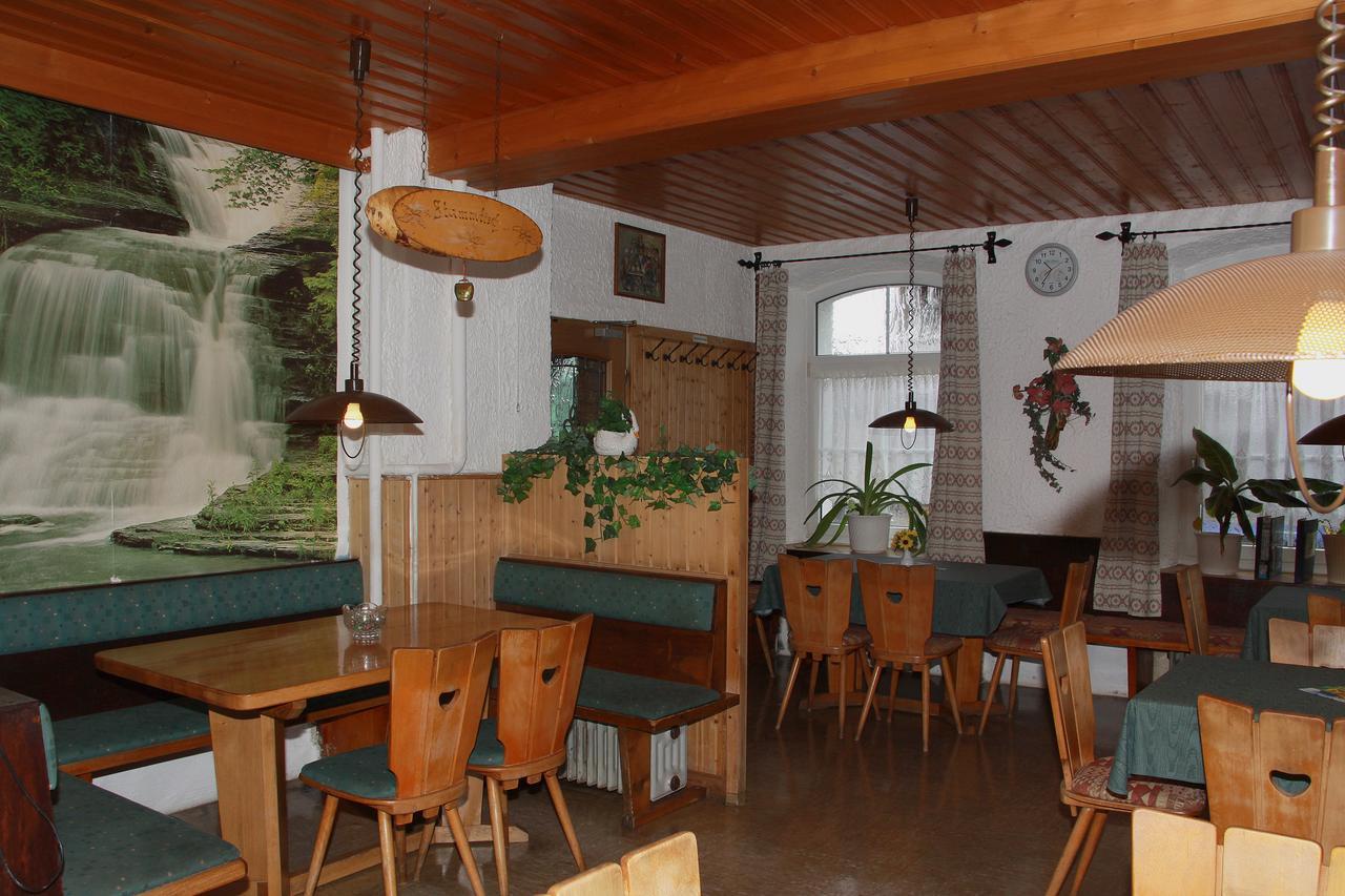 Hotel Bayerischer Hof Wiesau Extérieur photo