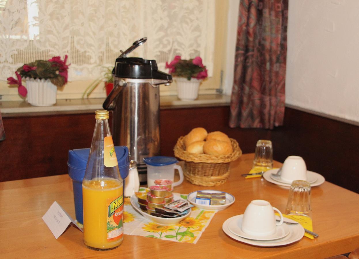 Hotel Bayerischer Hof Wiesau Extérieur photo